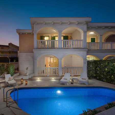 Villa Authentica With Heated Pool Grebaštica Exteriör bild